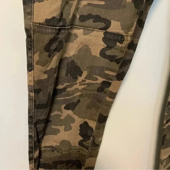 American Bazi cargo camo belted pants - Picture 7 of 11